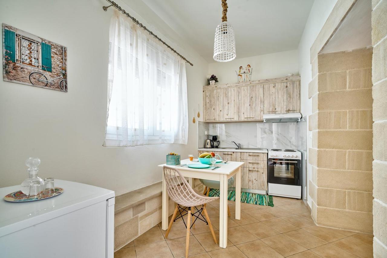 Semeli Apartment Kíssamos Esterno foto